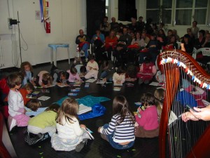 Al termine della fiaba i bambini disegnano colori ed emozioni