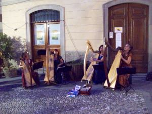 Il Cerchio delle Fate in piazza Collaela a Pisogne (BS) 