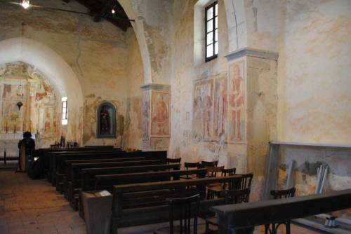 l'interno della chiesa di San Defendente -  Roncola (BG)