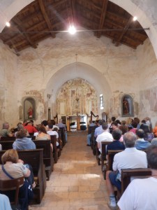 ensemble di arpe celtiche a San Defendente - Roncola (BG) 13 agosto 2013 ensemble di arpe celtiche a San Defendente - Roncola (BG) 13 agosto 2013