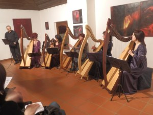 Patrizia Borromeo e Il cerchio delle fate: ensemble di arpe celtiche Patrizia Borromeo e Il cerchio delle fate: ensemble di arpe celtiche