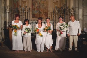 Stefania, Patrizia, Patrizia Borromeo, Barbara, Bruna e Giovanni. Foto di Danilo Pedruzzi gio_96759289-2c50-4c77-8ff7-b3847bd7ce5d