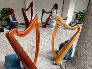 Stefania, Bruna e le arpe del Cerchio delle Fate